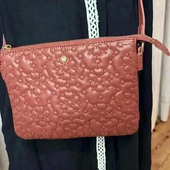NWOT LC LAUREN CONRAD CROSSBODY - Picture 1 of 7